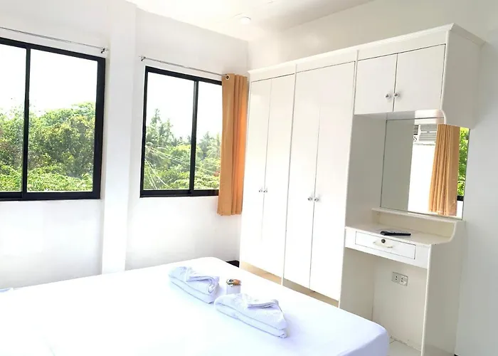Luna Travellers Bed & Breakfast 2*