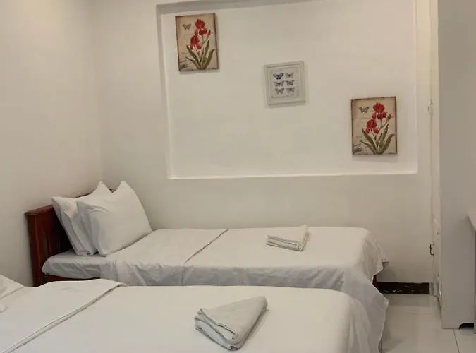 Bed & Breakfast Luna Travellers Oslob