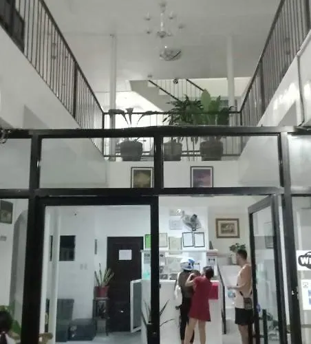 Luna Travellers Bed & Breakfast Oslob