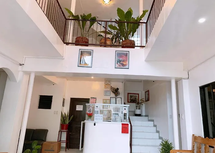 Luna Travellers Bed & Breakfast Oslob
