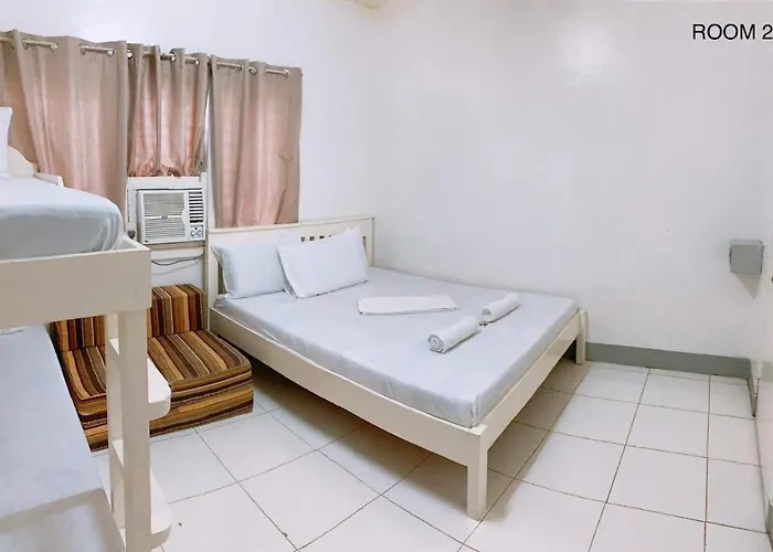 Bed & Breakfast Luna Travellers Oslob