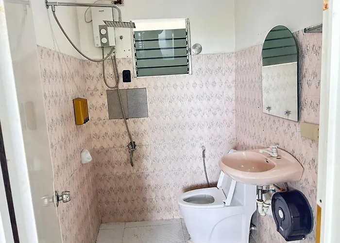 Luna Travellers Bed & Breakfast Oslob