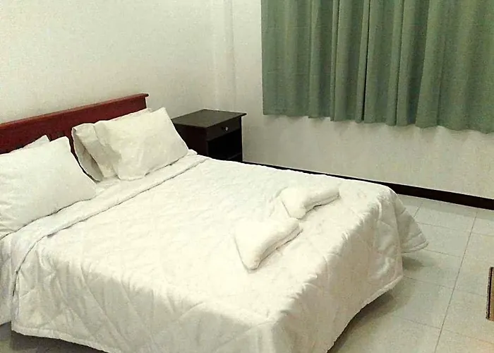 Luna Travellers Bed & Breakfast