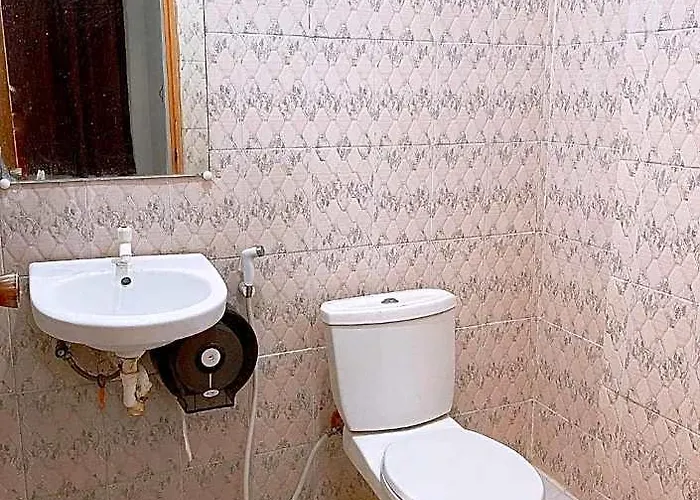 Luna Travellers Bed & Breakfast